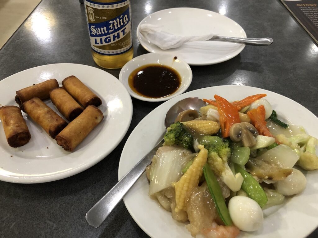 中華料理とサンミゲルビール