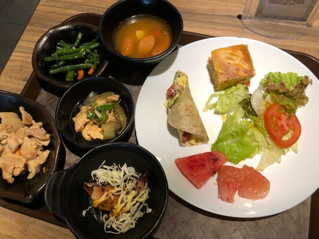 ハウディの日本食ランチ